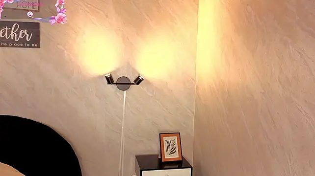 DAKOTA_SAKURA Chat XXX in diretta