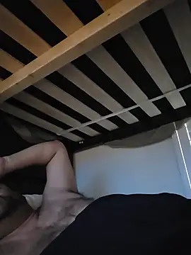Roddog18 live XXX chat