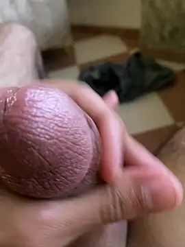 LinearKey22 live XXX chat