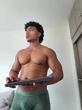 XavierColeman live XXX chat