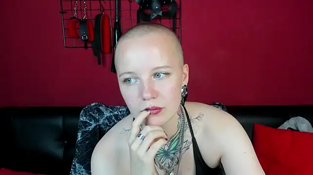 Ruby_Toreadorr – Naživo XXX chat