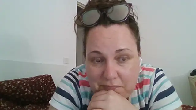WendyRhoades Adlı Modelin Canlı XXX Sohbeti