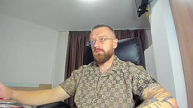 Findom_guy – Naživo XXX chat