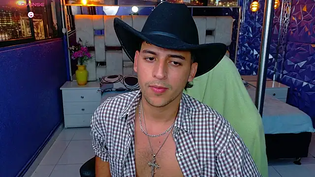 Živý XXX chat ian_sprouse