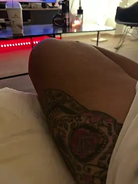 Mike69F 라이브 XXX 채팅