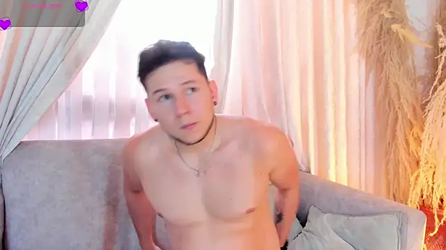 Izui_Pierce Chat XXX live