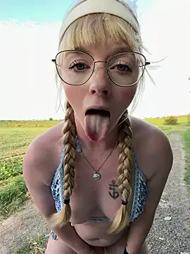 LinaLeana - Lt live pussy pic 📷