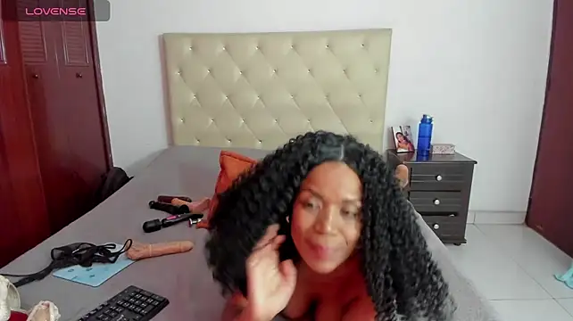 LUISSA_ live XXX chat