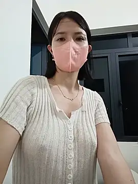 Emma_Linh's Live XXX Chat