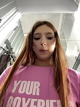 Chat XXX en directo de LilluKatten