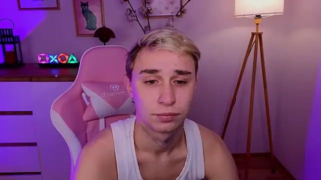 XXX chat uživo modela e1v1s