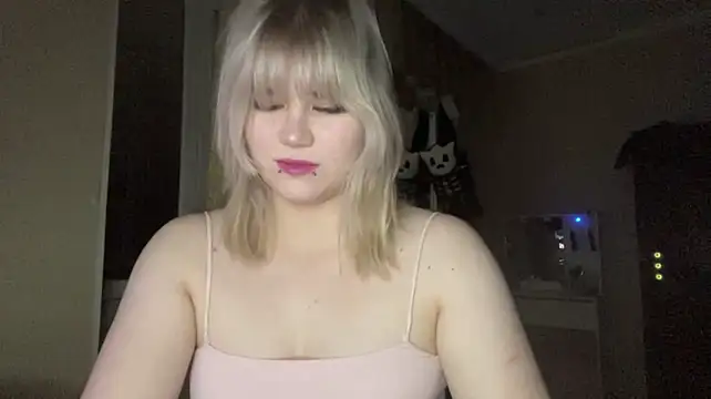 Chat +18 de HelloKinki ao vivo