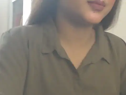 XXX chat uživo modela NancyRuvi