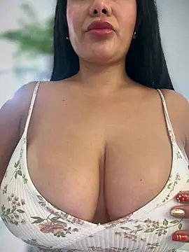 Issane_Peru 라이브 XXX 채팅