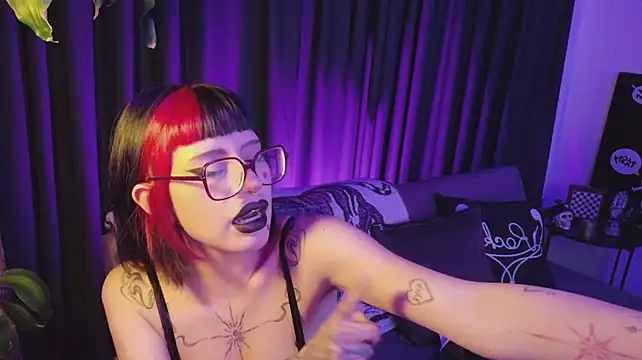 Chatroom XXX en direct de amimodee