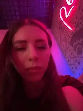 Lolya_ Chat XXX live