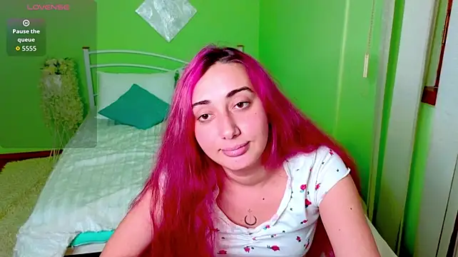 Renesmie's Live XXX Chat