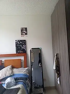 Taylor_DiamondBoy élő XXX-chatje