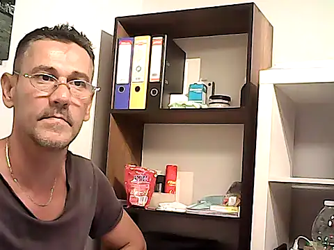 mastercharisma35n Webbikameraesitys