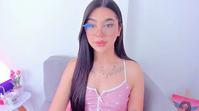 RoseCassie Chat XXX in diretta