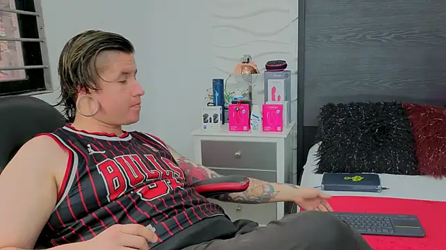 inkedsinners_ 现场XXX聊天