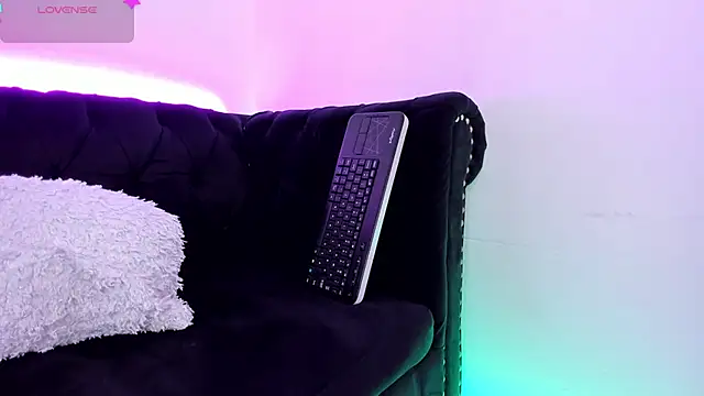 Онлайн чат XXX Axel_grey_
