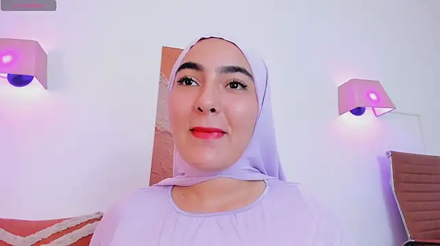 Malika_Noor live XXX chat