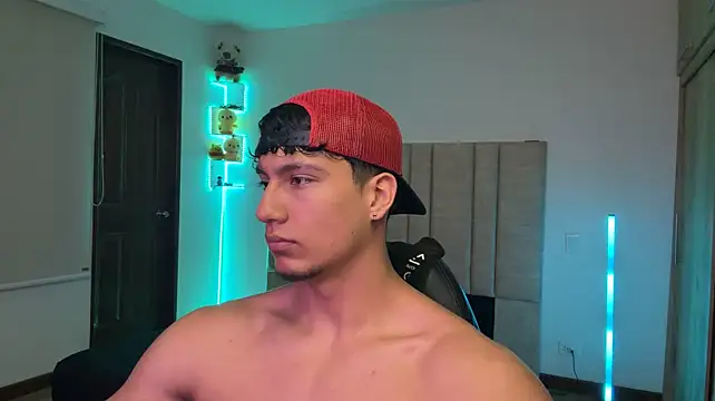 Chatroom XXX en direct de CHRIS_MORGAN1