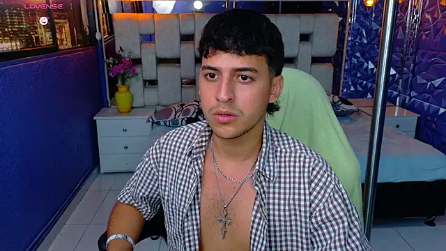 ian_sprouse's Live XXX Chat