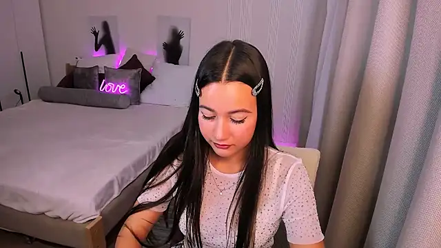 Chat +18 de GabrielleEvy ao vivo