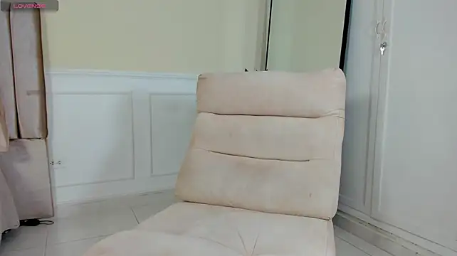 Chat +18 de dantee_miller ao vivo
