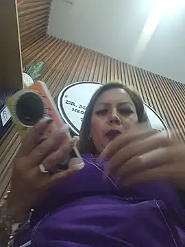 -Zoe-1 live XXX chat