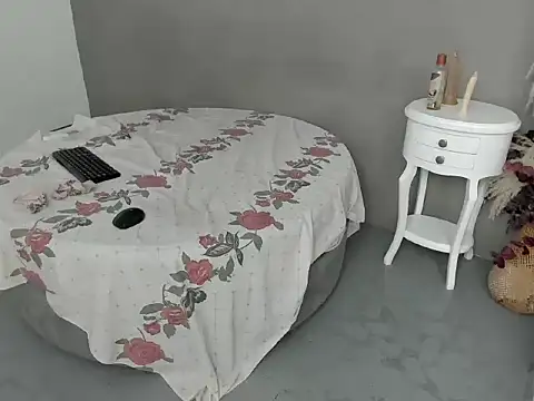 Scarlet_Glow - Blowjob toy🍆