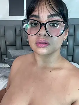 Tatihornyy1 live XXX chat