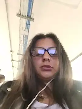 צ'אט XXX בשידור חי של brianna02