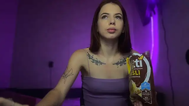 NOVELLAA 라이브 XXX 채팅