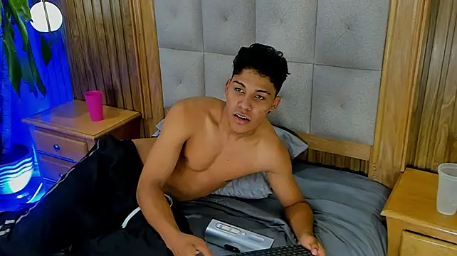 XXX chat uživo modela Colby_driscoll