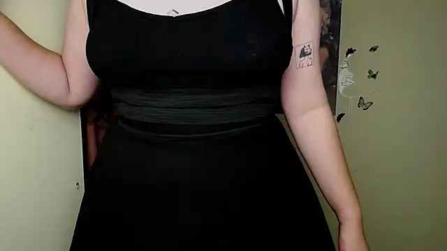RinaRiii Chat XXX in diretta