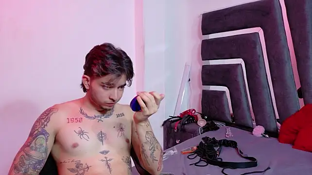 AliceandMax লাইভ XXX চ্যাট
