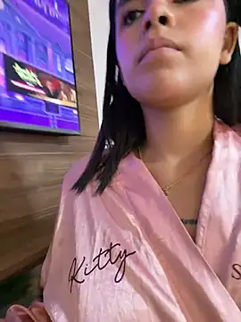 Chat XXX en directo de kitty_rousse01