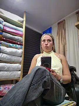 VIOLETA-25_'s Live XXX Chat