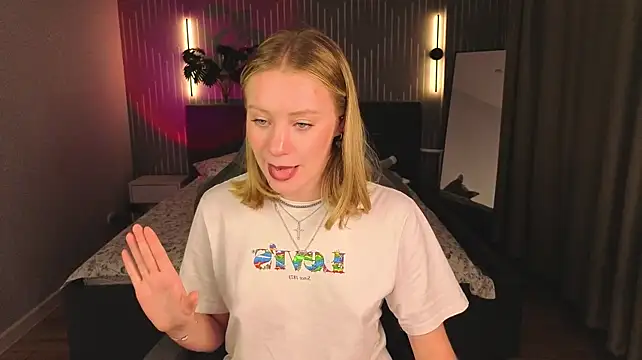 EvaHamilton's Live XXX Chat