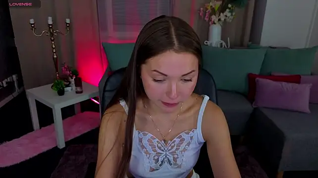 ArishaSkyLove's Live XXX Chat