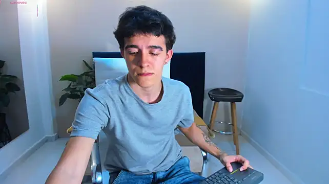 Chat XXX ao vivo de Austinbolt
