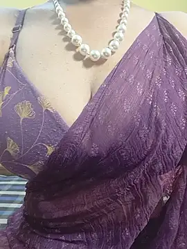 Praveena27telugu's Live XXX Chat