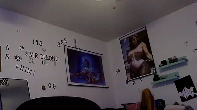 TheRealMrDLlong live XXX chat