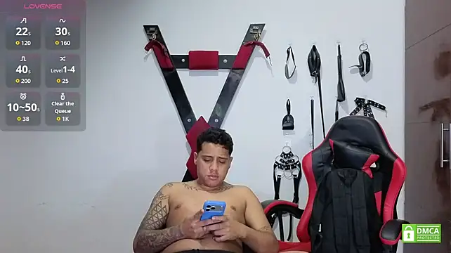 EliteBoysLive XXX чат на живо