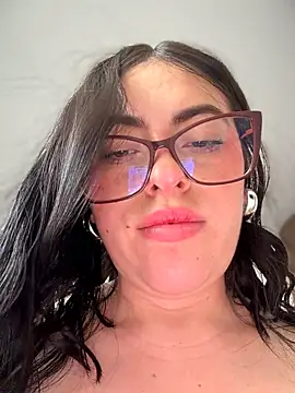 צ'אט XXX בשידור חי של Wkatte