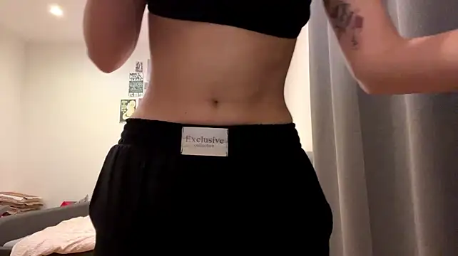 VelmaDevincent live XXX chat