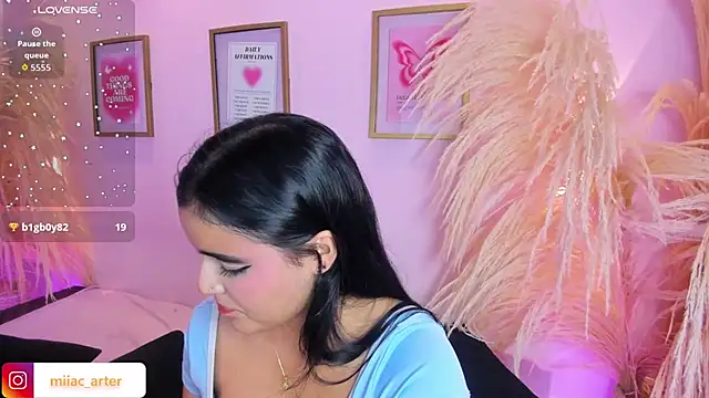 Czat XXX na żywo – MiaaCarter_